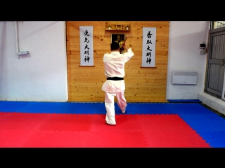 dragon pole oshiro no kon oshiro no kon kobudo kobudo weapon work bo kyokushin