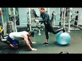 emily bett rickards workout routine training for arrow big ass milf