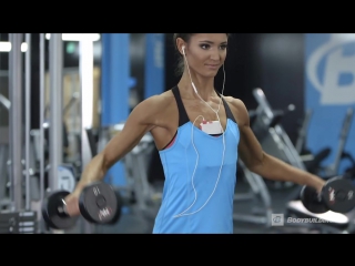 your guide to strong and sculpted shoulders lacey dunn